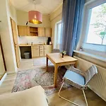 Spatzennest am Alten Strom